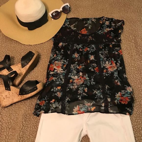 Jessica Simpson sheer black floral blouse - Picture 2 of 4